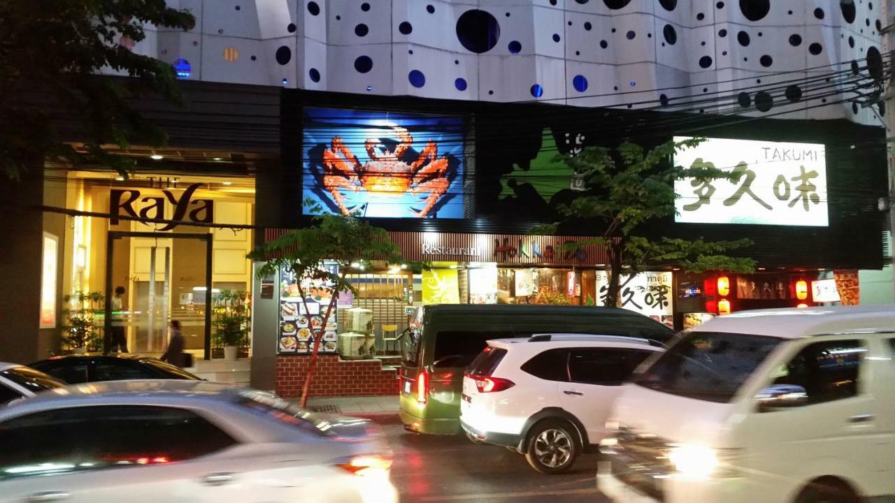 Travel Lodge Surawong (Adults Only) بانكوك المظهر الخارجي الصورة